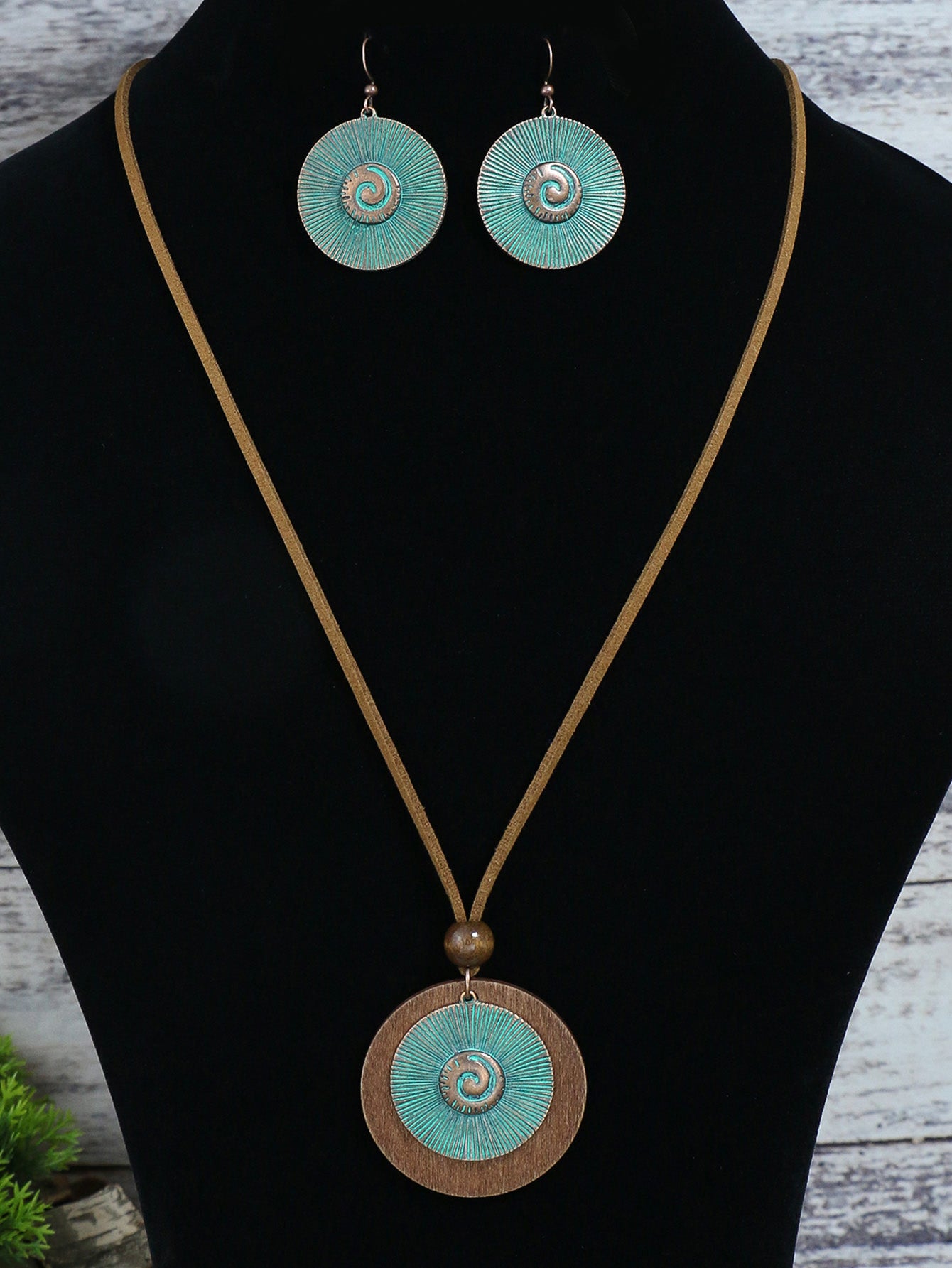 3 Pieces Vintage Wood Round Bronze Alloy Double Layer Pendant Geometric Totem Leather Beaded Rope Chain Earrings Necklace Set