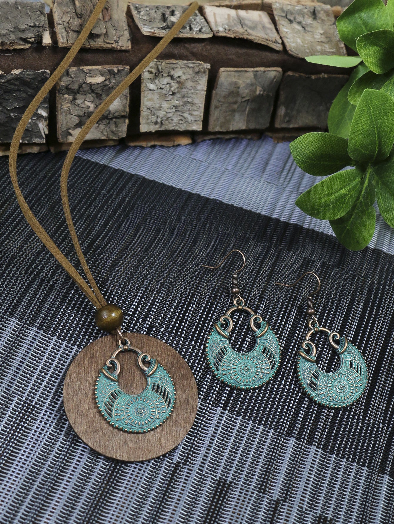 3pack Ancient Folk Wooden Round Plus Geometric Ancient Copper Layered Charm Earrings Necklace Set