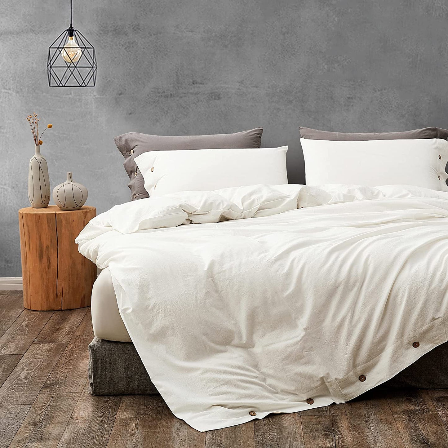 Soft and Durable Modern White Duvet Cover Set with Coconut Button Closure and Corner Strings for Queen/King Beds
