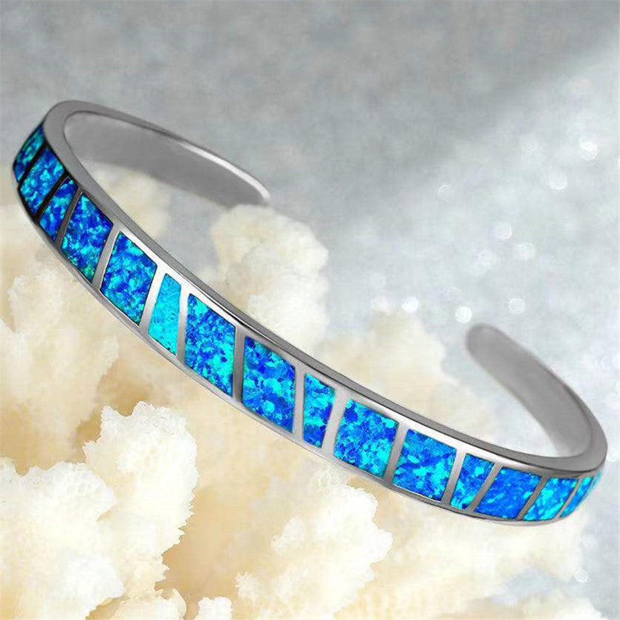 One Unique Vintage-Inspired Classic Blue Cuff Bangle - Timeless Elegant Design, Trendy Accessory, New Arrival 2023, Perfect for Any Occasion