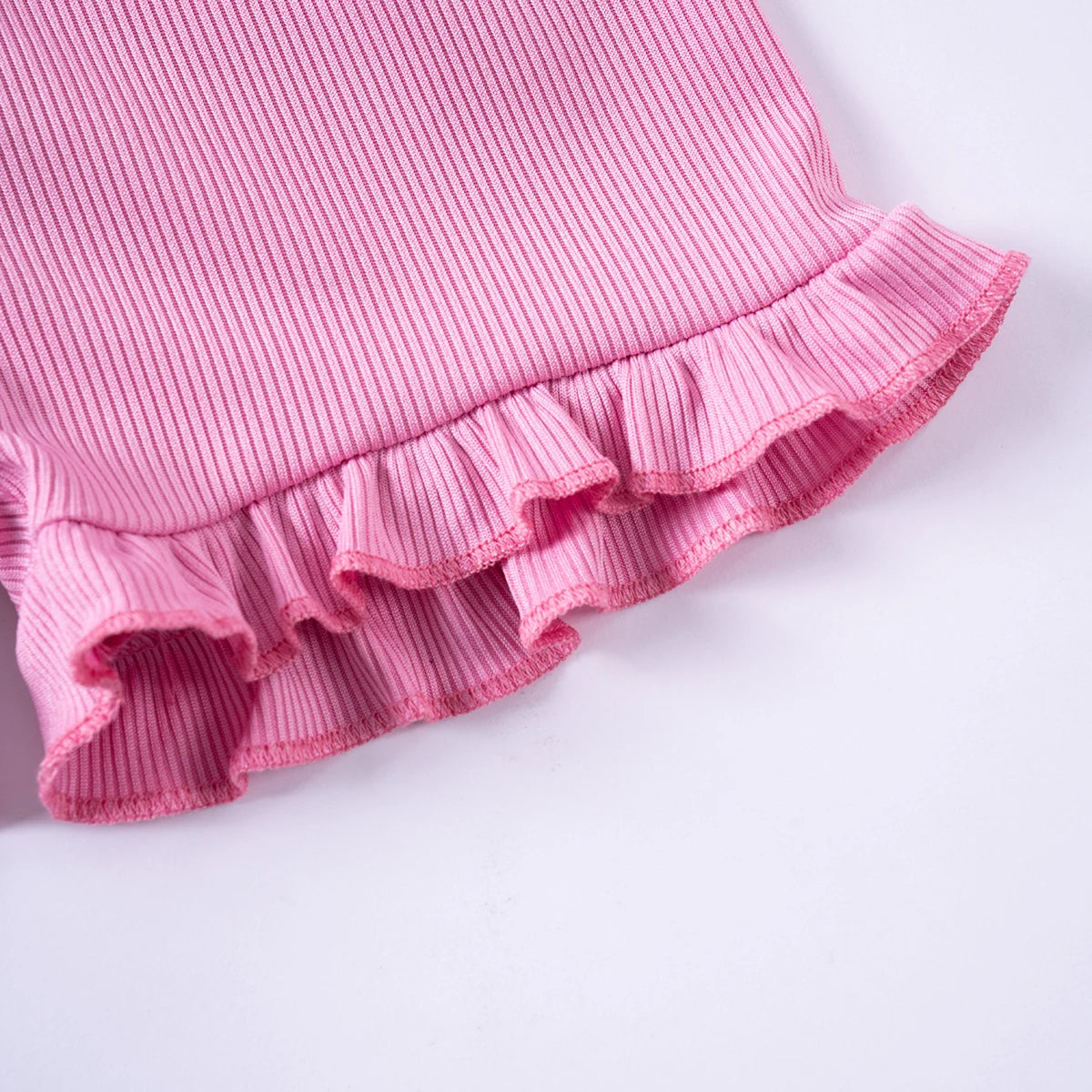 2024 Baby Girls Summer Set Toddler Thin Ruffle Edge Sling+Comfortable Ruffle Edge Shorts 2-piece Set for Outgoing or Party Wear
