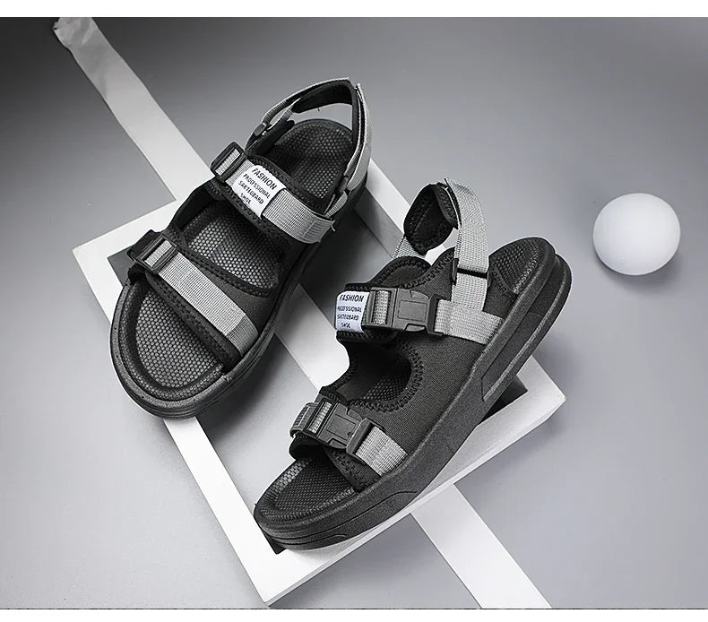 Men Sandals 2024 Trending Men's Luxury Sandals Man Summer 2024 Shiatsu Slippers Flat Sandal Beach Shoes Platform Sandals. Mens
