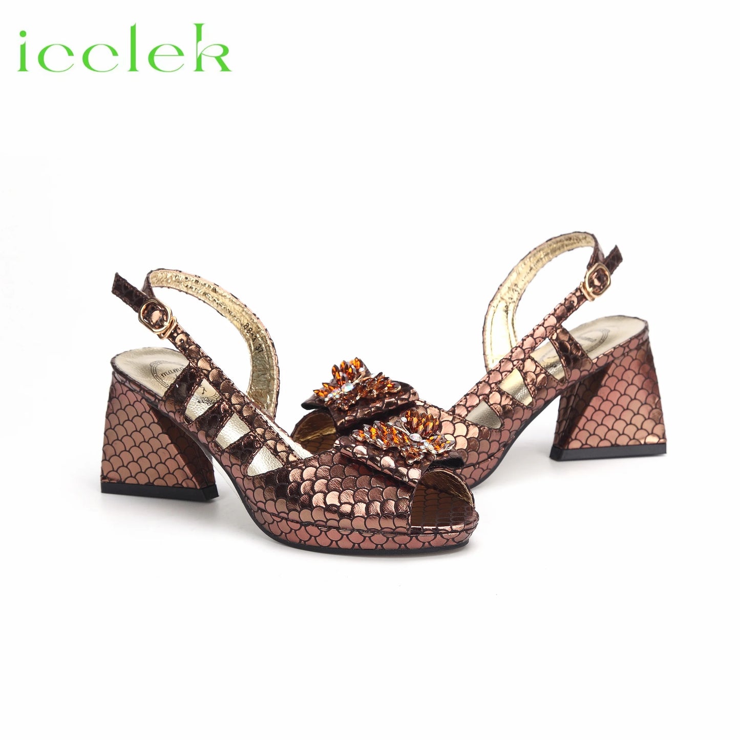 Royal Blue 2024 New Fashionable Summer Hollow Pattern Design Comfortble Heesl Sandal with Bag Set For Wpmen Party