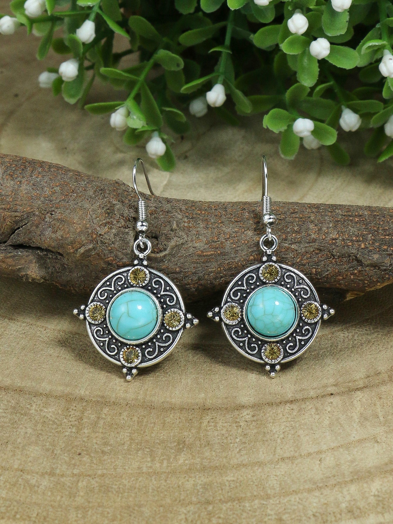 1 Pair Earrings/1 Pair Earrings+1pc Necklace, Retro Ethnic Style Women's Jewelry Set Round Antique Silvery Pendant Geometric Totem Inlaid With Simulated Green Rhinestones Embellished Earrings And Necklace Set