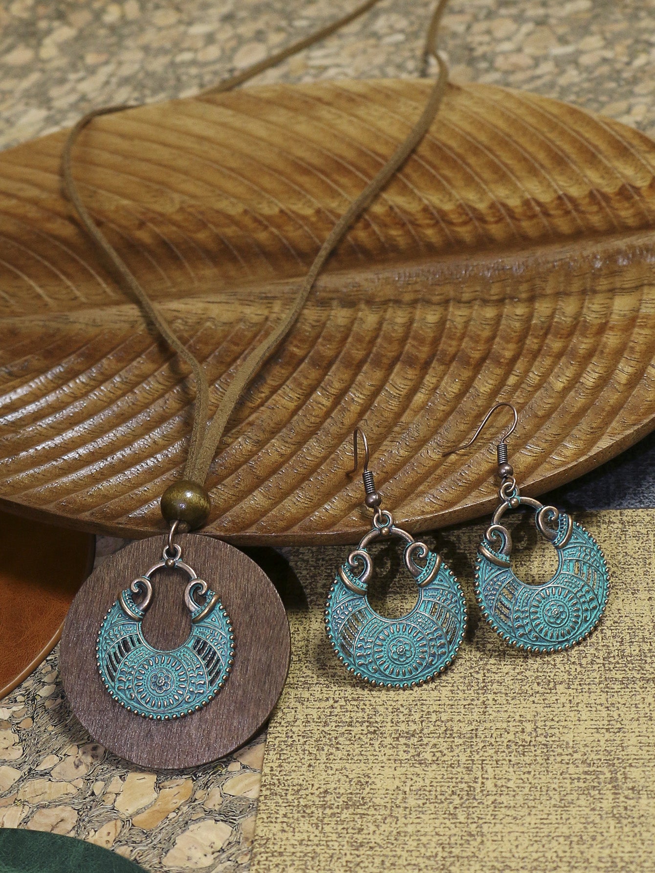3pack Ancient Folk Wooden Round Plus Geometric Ancient Copper Layered Charm Earrings Necklace Set