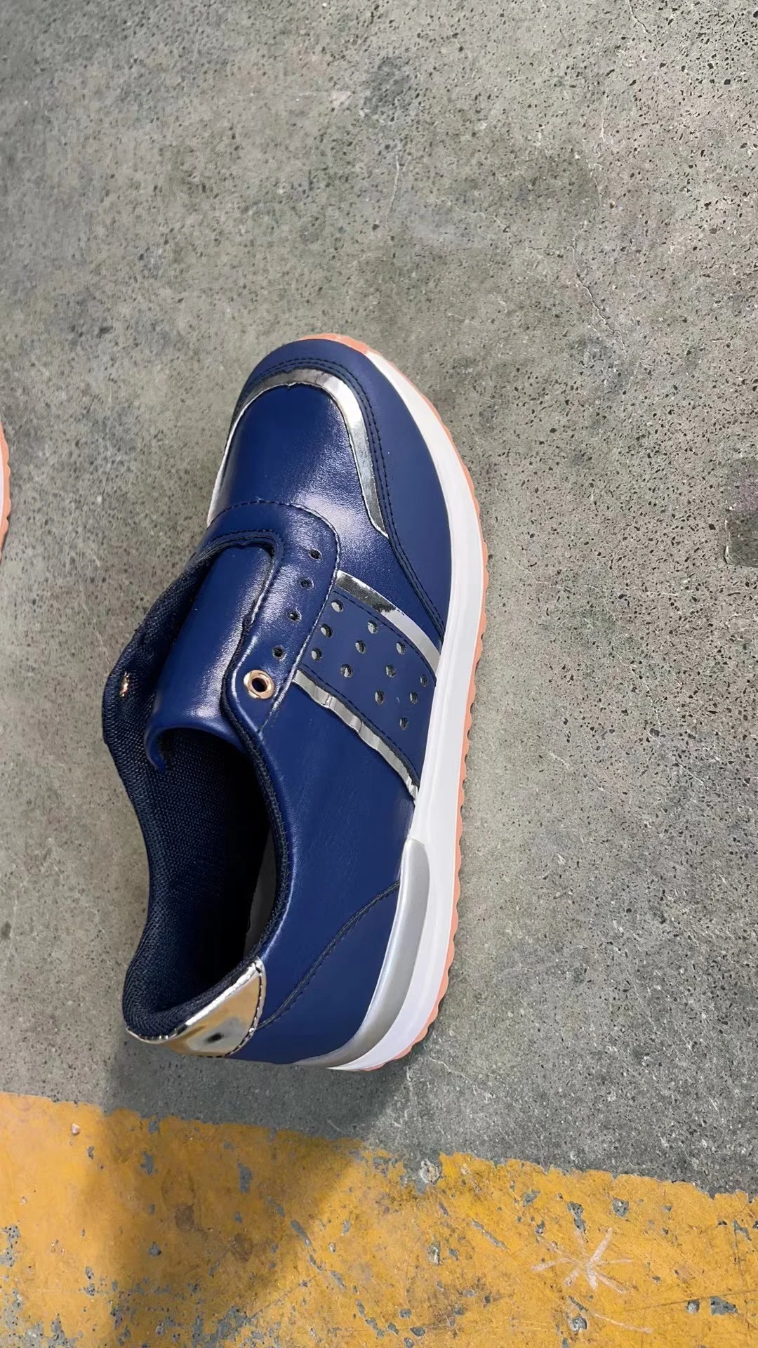2023 Women Sneakers Platform Shoes Leather Patchwork Casual Sport Shoes Ladies Outdoor Running Vulcanized Shoes Zapatillas Mujer
