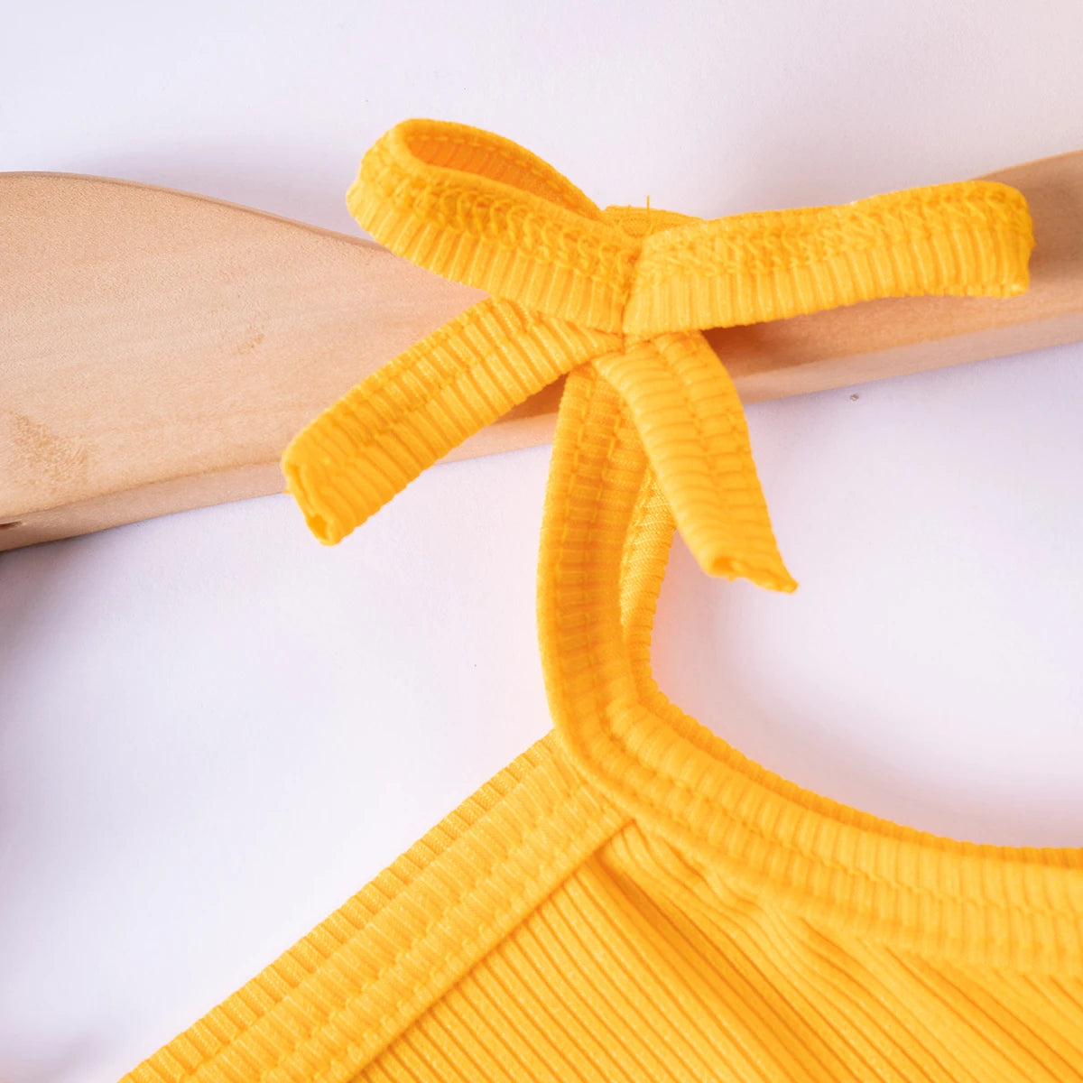 2024 Baby Girls Summer Set Toddler Thin Ruffle Edge Sling+Comfortable Ruffle Edge Shorts 2-piece Set for Outgoing or Party Wear