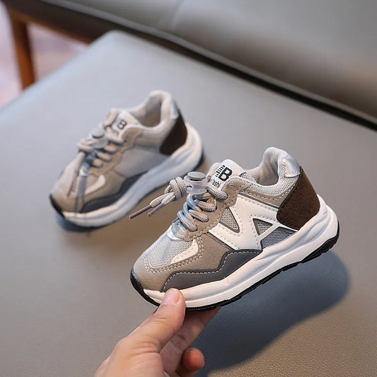 Kids Sport Shoes Autumn New Fashion Mesh Breathable Boys Sneakers Spring Autumn Children Girls Outdoor Soft Soled Running Shoes