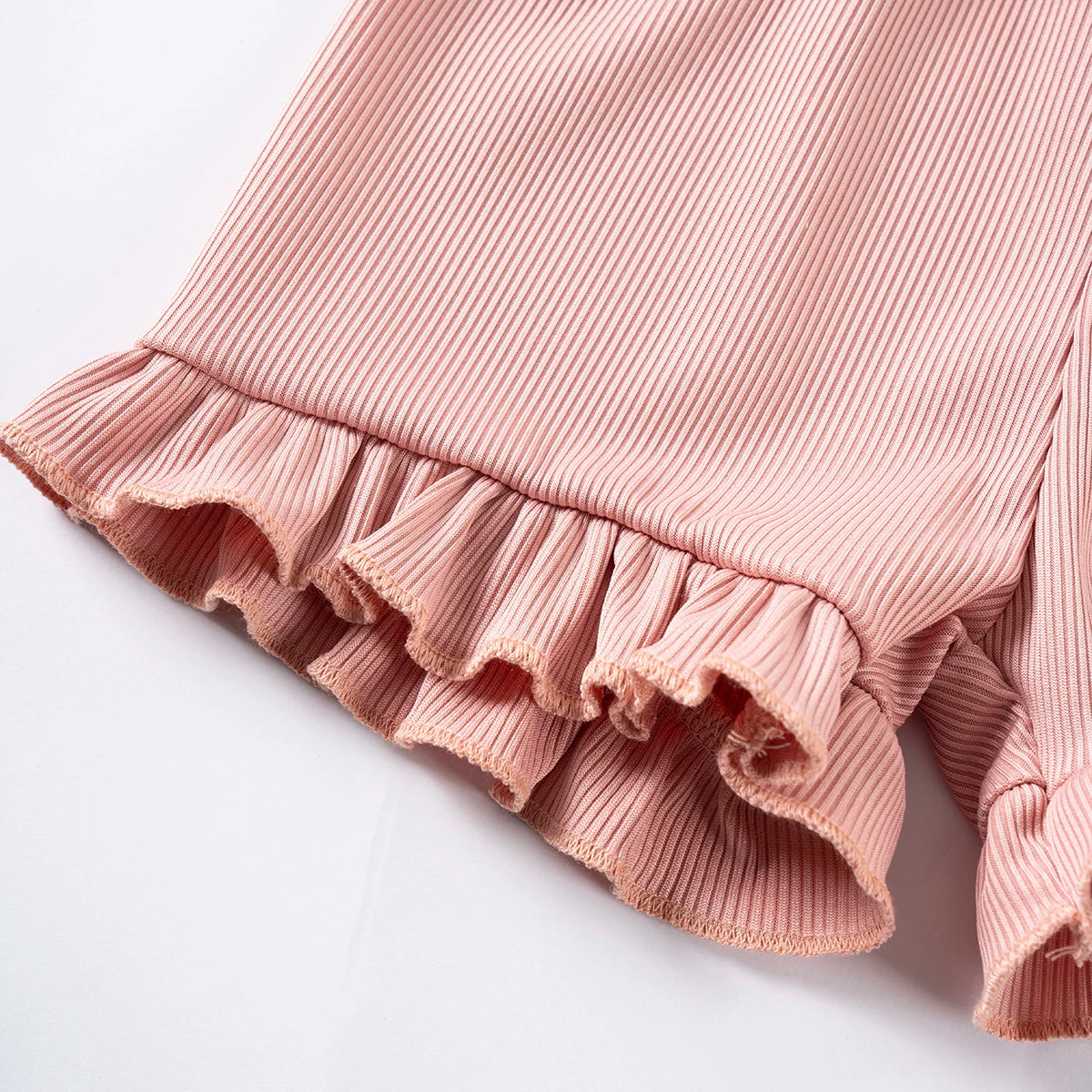 2024 Baby Girls Summer Set Toddler Thin Ruffle Edge Sling+Comfortable Ruffle Edge Shorts 2-piece Set for Outgoing or Party Wear