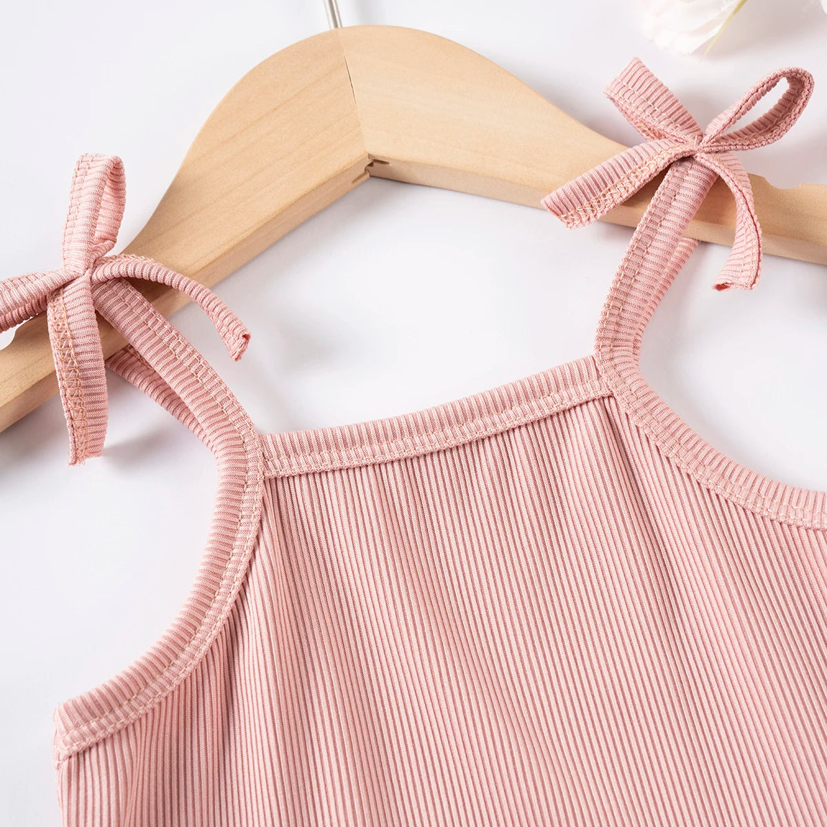 2024 Baby Girls Summer Set Toddler Thin Ruffle Edge Sling+Comfortable Ruffle Edge Shorts 2-piece Set for Outgoing or Party Wear