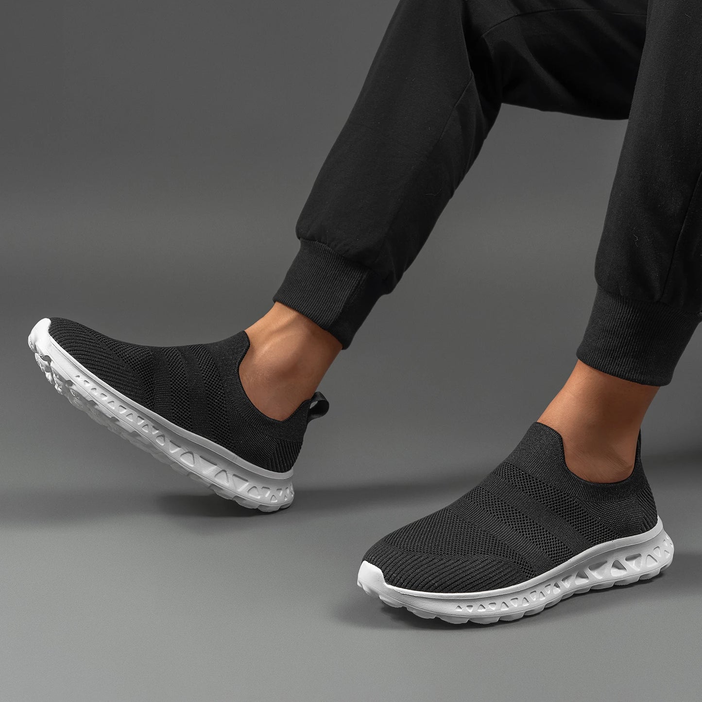 2024 Men Sneakers Knit Running Shoes Breathable Outdoor Mesh Blue Sport Shoes Lightweight Sneakers Man Shoes Comfortable 1273