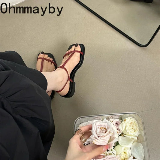 2025 New Gladiator Women Sandals Fashion Clip Toe Flats Ladies Outdoor Beach Vacation Sandal Summer Women's Shoes