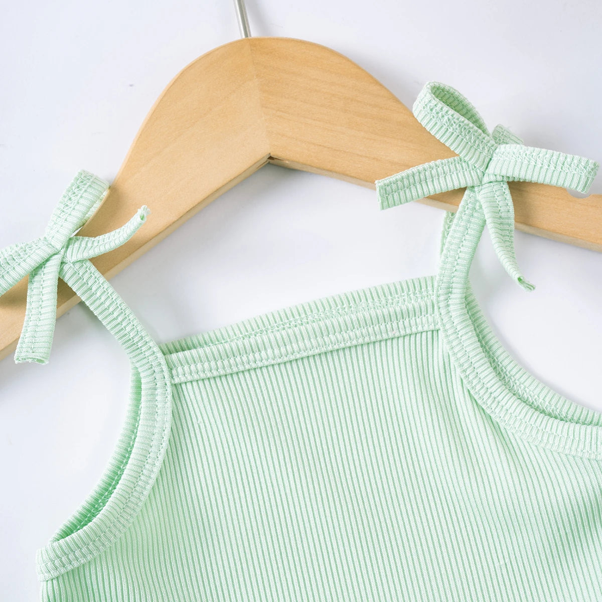 2024 Baby Girls Summer Set Toddler Thin Ruffle Edge Sling+Comfortable Ruffle Edge Shorts 2-piece Set for Outgoing or Party Wear