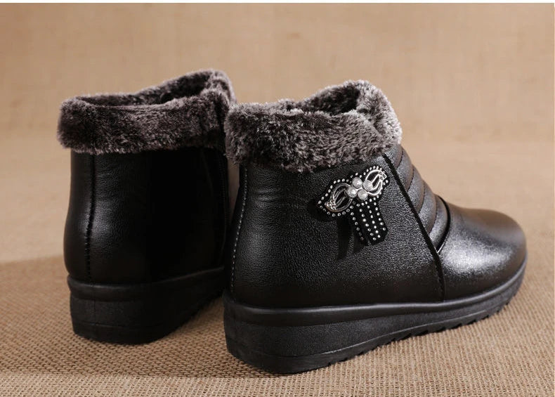 2025 Winter Women Shoes Woman Leather Waterproof Flat Ankle Boots Elderly Plus Size Plush Warm Snow Boots Mother Cotton Shoes