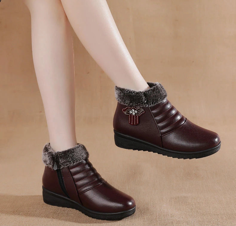 2025 Winter Women Shoes Woman Leather Waterproof Flat Ankle Boots Elderly Plus Size Plush Warm Snow Boots Mother Cotton Shoes